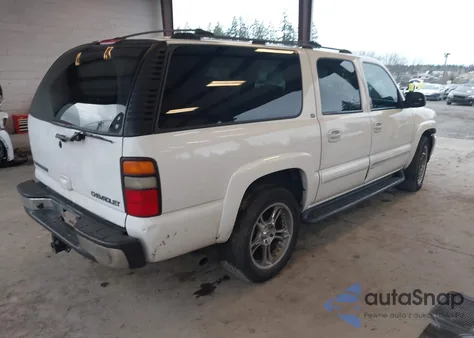 2004 Chevrolet Suburban 1500 Lt из США, поврежденный, VIN 3GNEC16T94G145051
